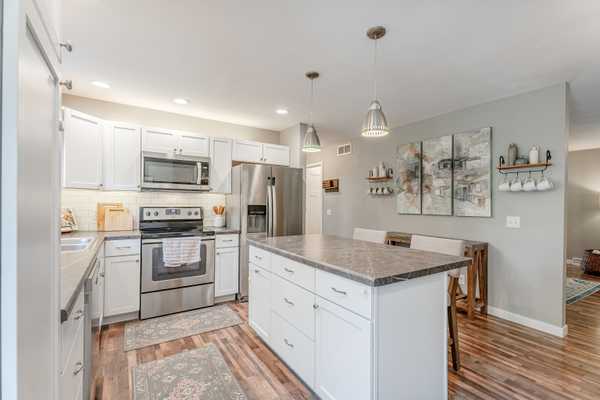 3614 Bittner Ln, Mcfarland, WI 53558-9656