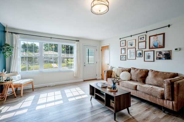 306 S Ketterer Ave, Montfort, WI 53569-9569
