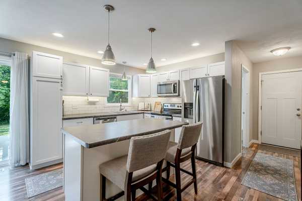 3614 Bittner Ln, Mcfarland, WI 53558-9656