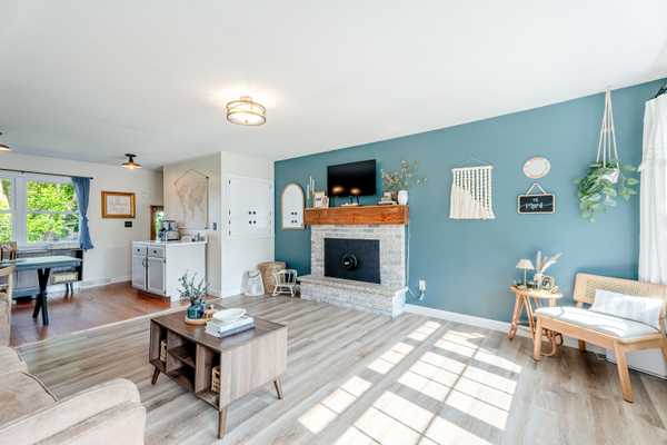 306 S Ketterer Ave, Montfort, WI 53569-9569