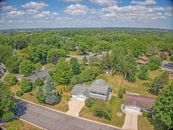 604 Wood Lawn Way, Verona, WI 53593-1523