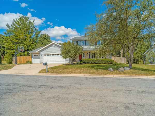 604 Wood Lawn Way, Verona, WI 53593-1523