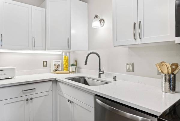 5196 SASSAFRAS Drive #105, Fitchburg, WI 53711