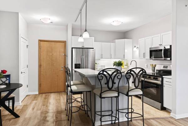 5196 SASSAFRAS Drive #105, Fitchburg, WI 53711