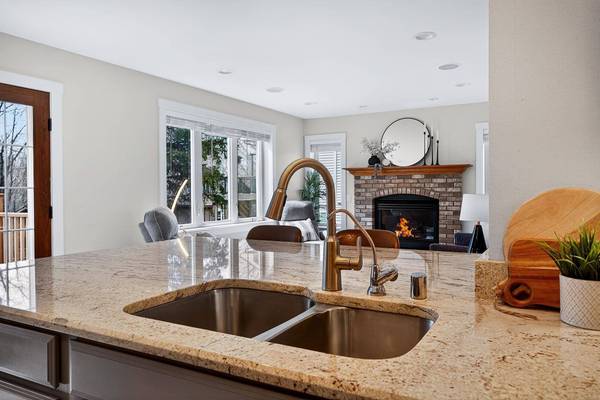 1791 FRAWLEY Drive, Sun Prairie, WI 53590