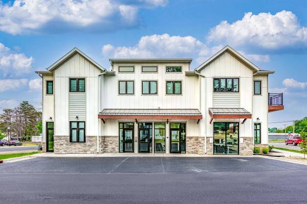 5411 Bashford Street #203, Mcfarland, WI 53558
