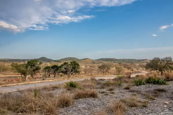 49 Cool Creek, Camp Verde, TX 78010