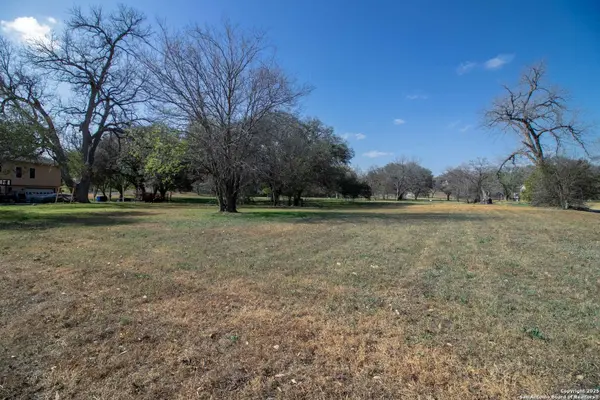 LOT 102 & 103 Hollamon Dr, Seguin, TX 78155