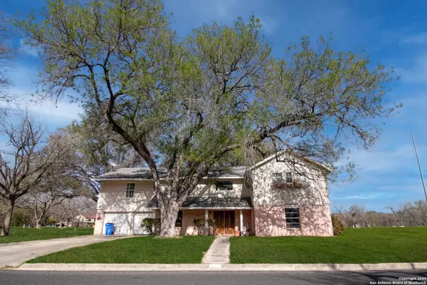 7 Glen Cove, Seguin, TX 78155