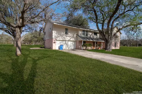 7 Glen Cove, Seguin, TX 78155