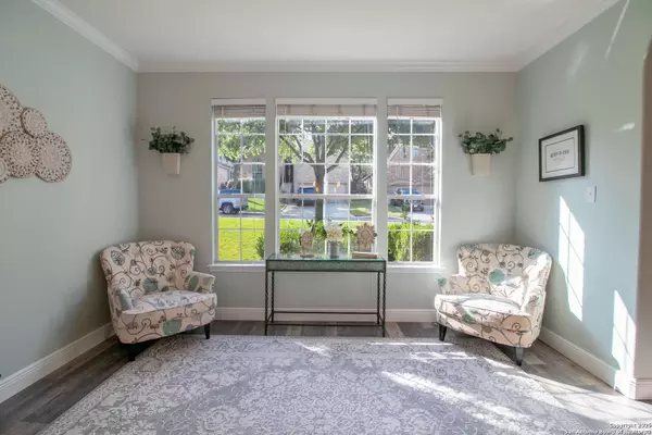 24038 Waterhole Ln, San Antonio, TX 78261