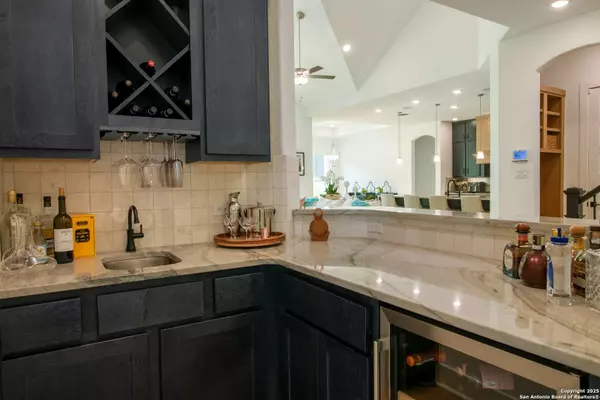 7302 Cresta Bulivar, San Antonio, TX 78256