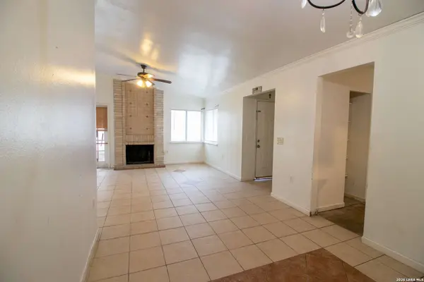 16618 Crested Butte St, San Antonio, TX 78247