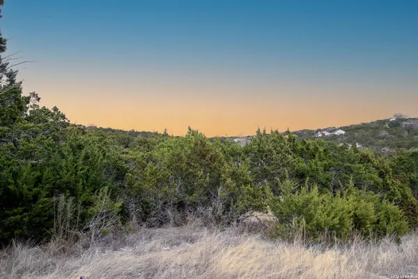 197 Hills Dr, Kerrville, TX 78028