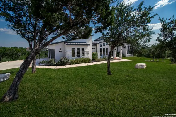 1273 County Road 2801 E, Mico, TX 78056