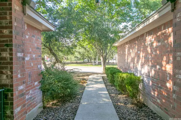 1210 Mineral Hls, San Antonio, TX 78260