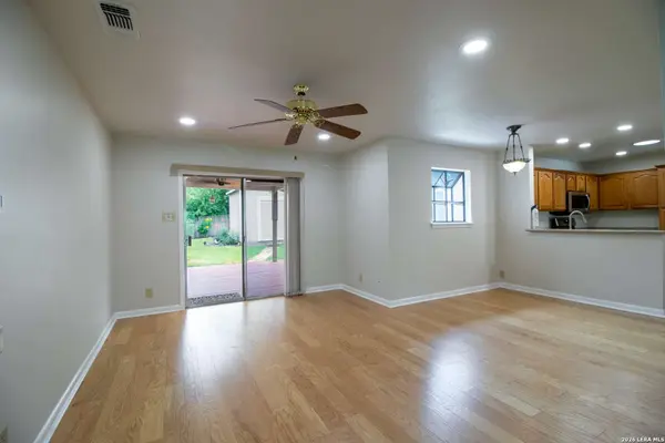 4514 CLEAR SPRING DR, San Antonio, TX 78217