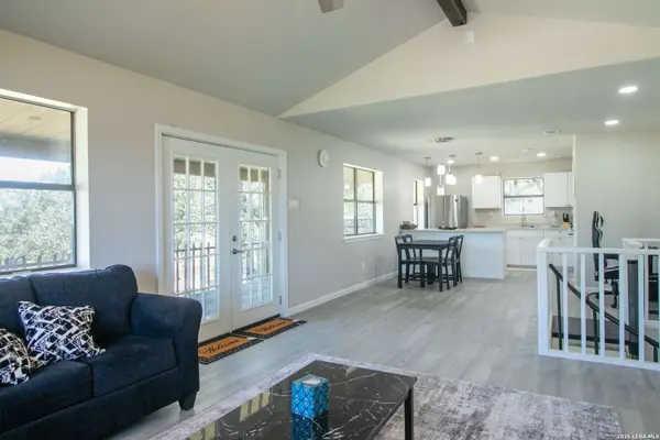 582 Orbit Dr, Canyon Lake, TX 78133