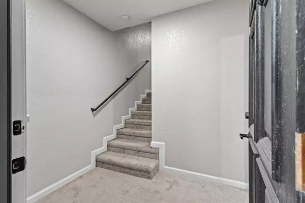 526 E Avenue J #D, Grand Prairie, TX 75050