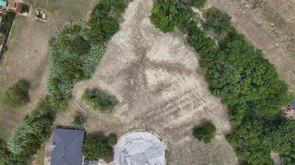 3310 Yorktown Drive, Forest Hill, TX 76140