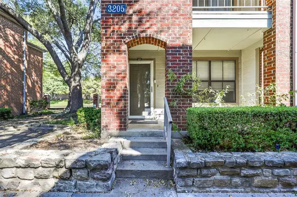 3205 Donnelly Circle #201, Fort Worth, TX 76107