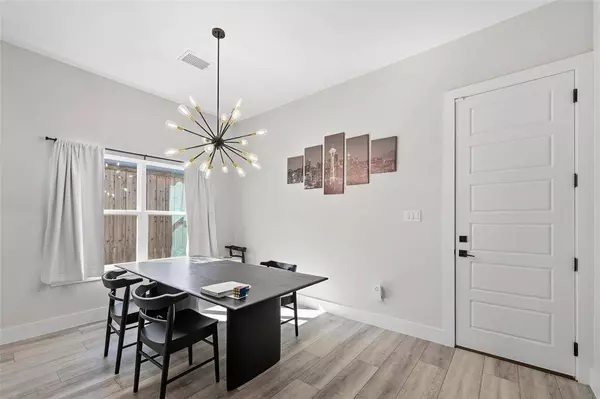 7733 Indian Ridge Trail, Dallas, TX 75232