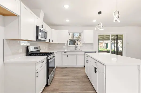 1117 Wade Drive, Bedford, TX 76022