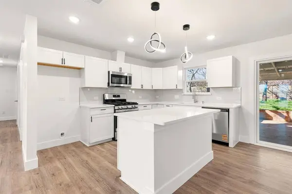 1117 Wade Drive, Bedford, TX 76022