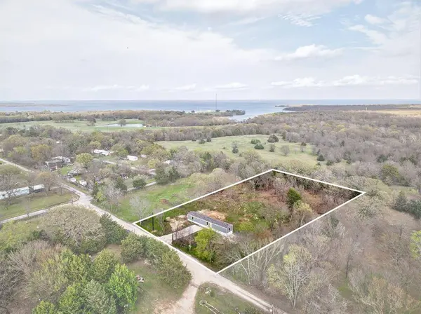 10895 Catfish Drive, Wills Point, TX 75474