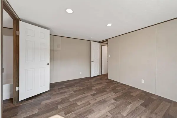 10895 Catfish Drive, Wills Point, TX 75474