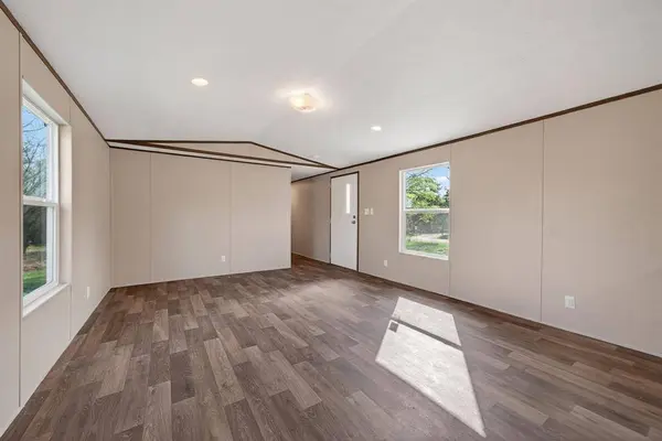 10895 Catfish Drive, Quinlan, TX 75474