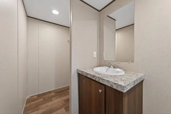 10895 Catfish Drive, Quinlan, TX 75474