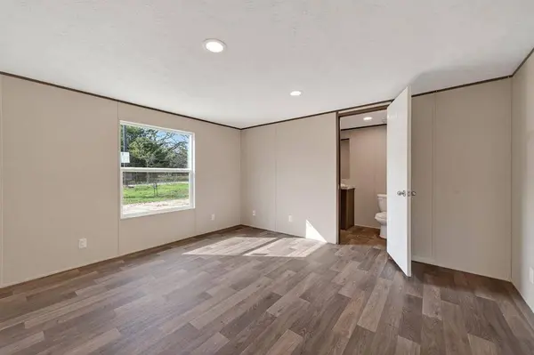 10895 Catfish Drive, Quinlan, TX 75474