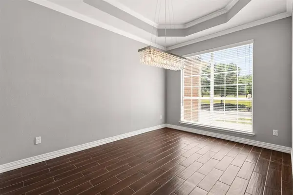 6722 Tabor Drive, Arlington, TX 76002