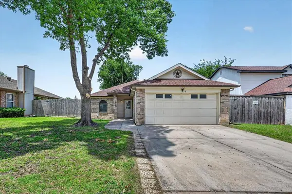 1419 Woodfern Drive, Arlington, TX 76018