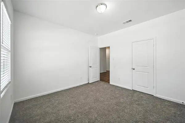 1637 Escondido Drive, Fort Worth, TX 76052