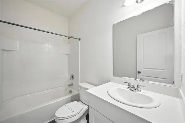 1637 Escondido Drive, Fort Worth, TX 76052