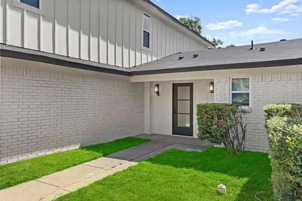 3409 Buckingham Drive, Arlington, TX 76015