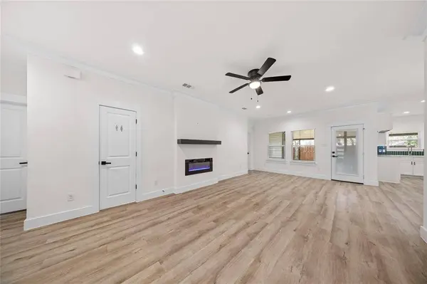 1829 Galveston Street, Grand Prairie, TX 75051