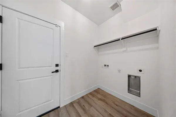 1829 Galveston Street, Grand Prairie, TX 75051