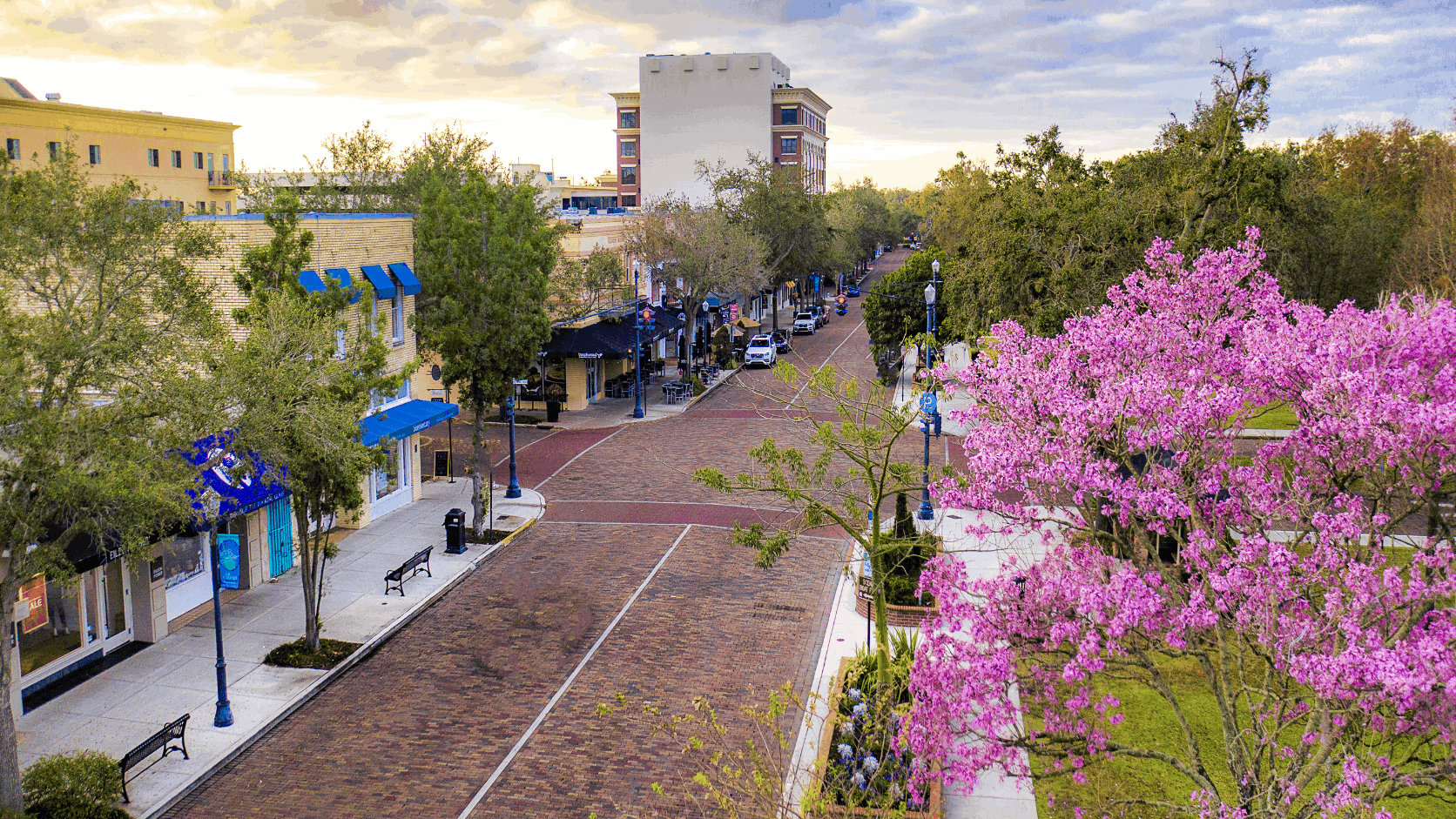 Park Avenue and Central Park in Winter Park, Florida