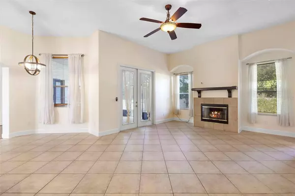 215 JUNIPER RIDGE CT, Sanford, FL 32771