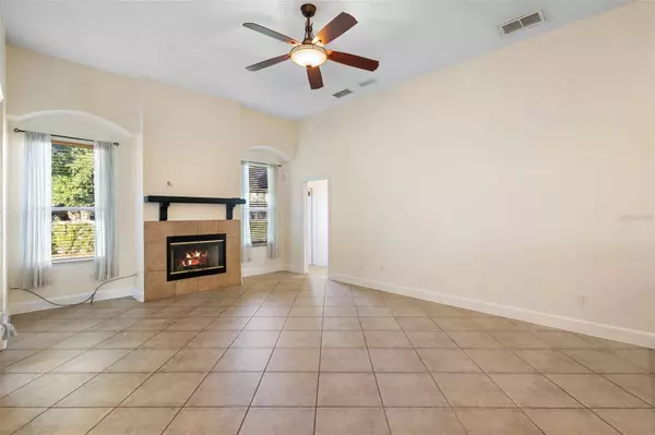 215 JUNIPER RIDGE CT, Sanford, FL 32771