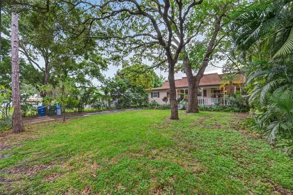 146 VELMA DR W, Largo, FL 33770