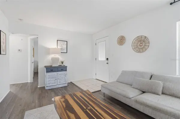 102 W KING ST, Orlando, FL 32804