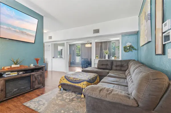 533 HEINEMAN ST, Daytona Beach, FL 32114