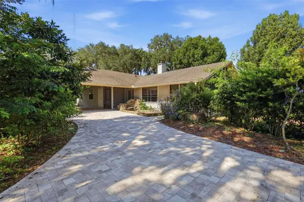 41520 CHARM LAKE DR, Umatilla, FL 32784