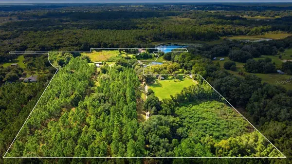 41520 CHARM LAKE DR, Umatilla, FL 32784