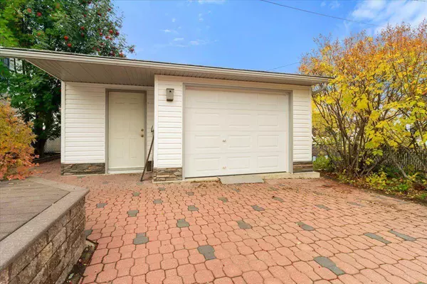 9524 93 AVE, Wembley, AB T0H 3S0