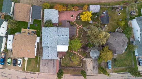 9524 93 AVE, Wembley, AB T0H 3S0